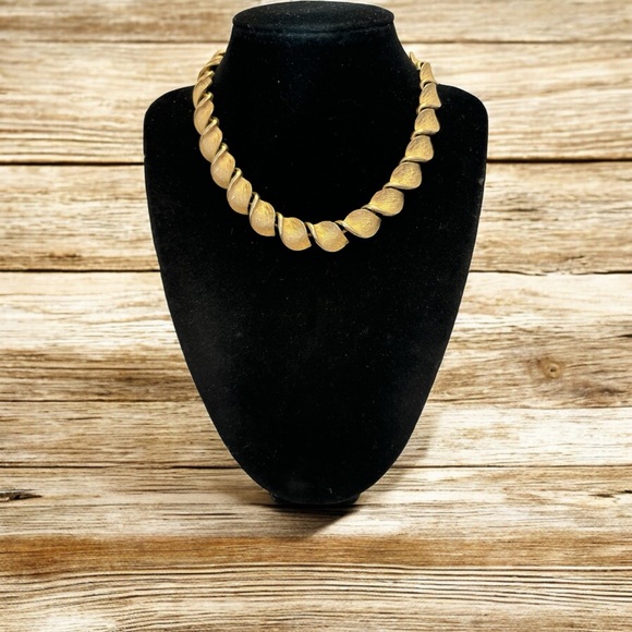 Vintage Emmons Textured Gold Tone Wave Design Choker/Necklace 14”+3.5” - Picture 1 of 11